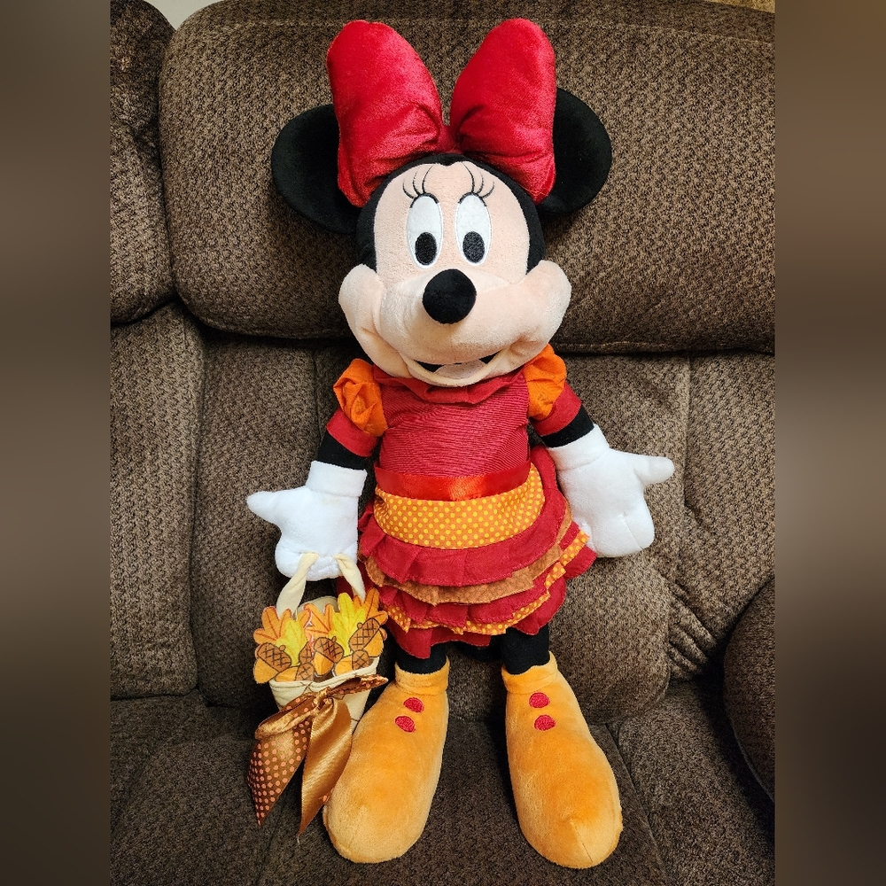 Disney Minnie Mouse Thanksgiving Fall Harvest Plush Porch Greeter 24